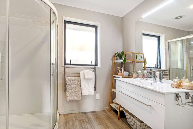 Photo of property in 31 Navy Loop, Rolleston, 7614