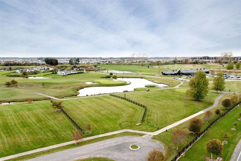 Photo of property in 11 Taerutu Lane, Pegasus, 7612