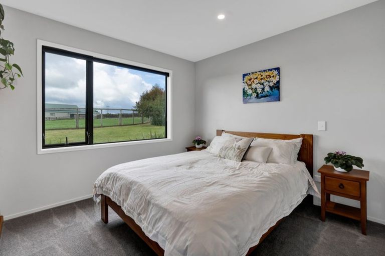 Photo of property in 376 Egmont Road, Hillsborough, New Plymouth, 4372