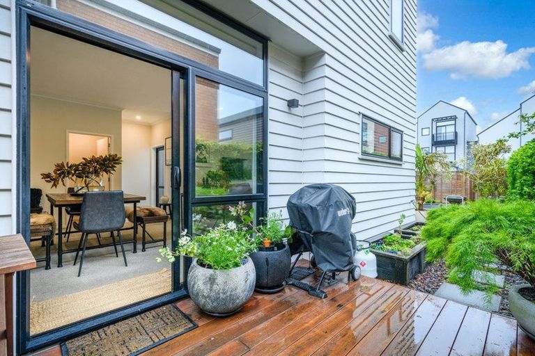 Photo of property in 5 Mapou Road, Hobsonville, Auckland, 0616