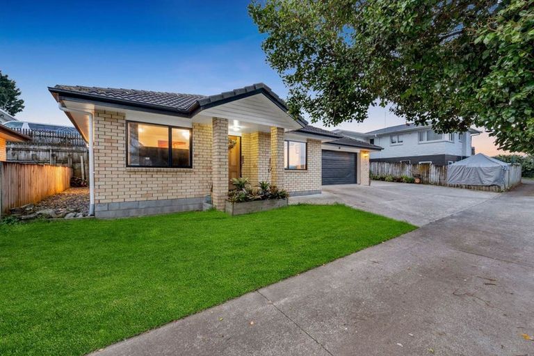 Photo of property in 18a Christmas Road, Manurewa, Auckland, 2102