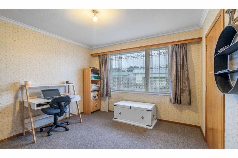 Photo of property in 38 Kirkoswald Street, Wallacetown, 9816