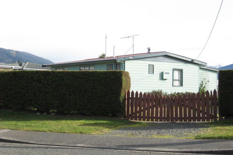 Photo of property in 53 Matai Street, Te Anau, 9600