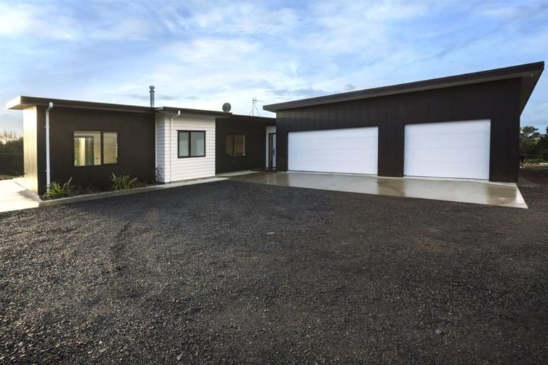 Photo of property in 9 Kristin Place, Manakau, Levin, 5573
