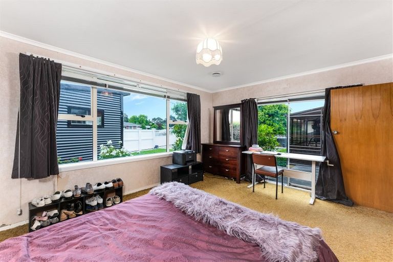 Photo of property in 12 Renwick Place, Hillmorton, Christchurch, 8025