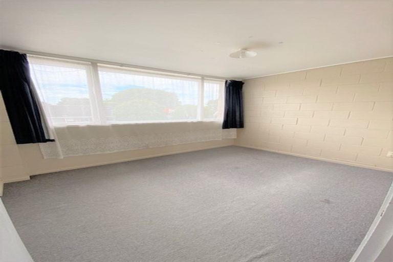 Photo of property in 267 Massey Road, Mangere East, Auckland, 2024