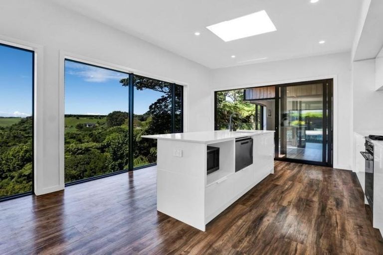 Photo of property in 133/2 Wairau Road, Oakura, 4374