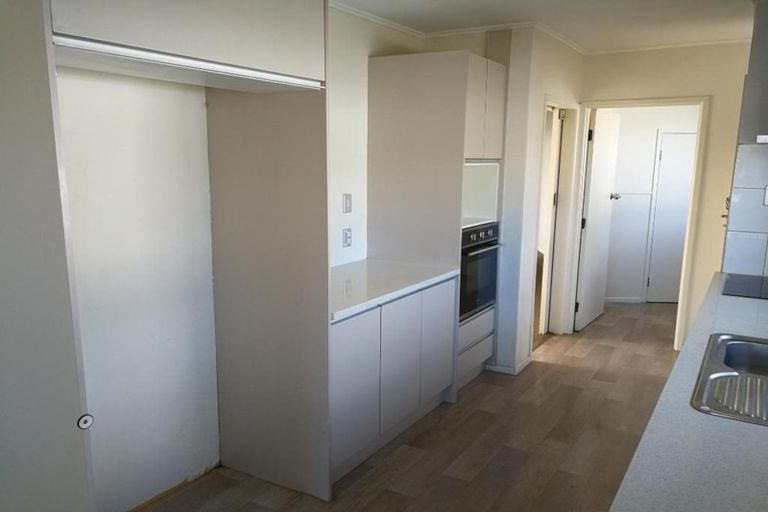 Photo of property in 62 Edgewater Drive, Pakuranga, Auckland, 2010