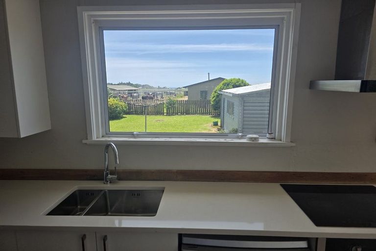 Photo of property in 20 Maranui Street, Welbourn, New Plymouth, 4310