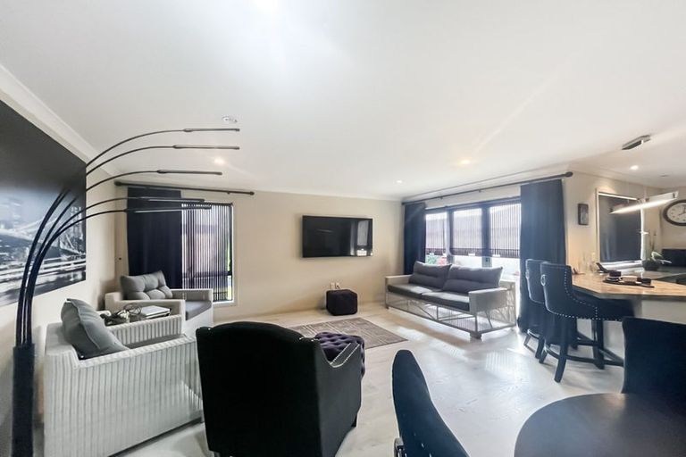 Photo of property in 86 Rosalie Terrace, Kelvin Grove, Palmerston North, 4414