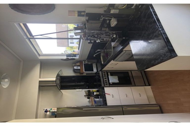 Photo of property in 1/71 Kowhai Road, Mairangi Bay, Auckland, 0630