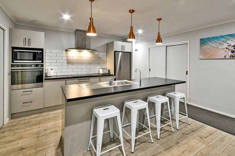 Photo of property in 13 Harry Richards Way, Pokeno, 2402