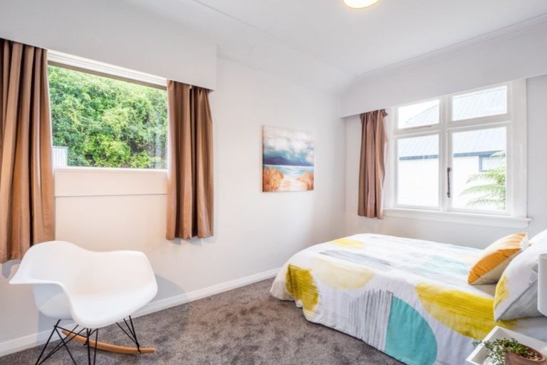 Photo of property in 128 Bedford Street, Saint Clair, Dunedin, 9012