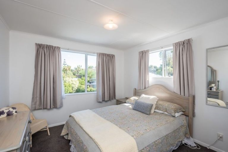 Photo of property in 115 Alexander Road, Raumati Beach, Paraparaumu, 5032