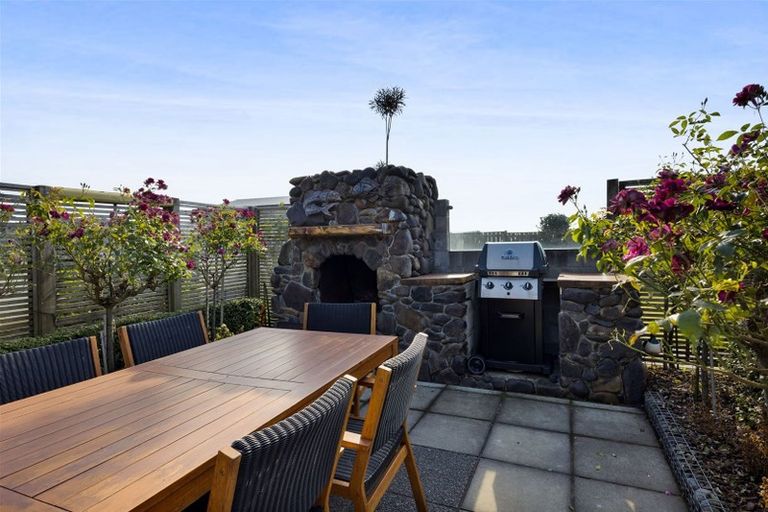 Photo of property in 57 Dillon Drive, Bell Block, New Plymouth, 4312