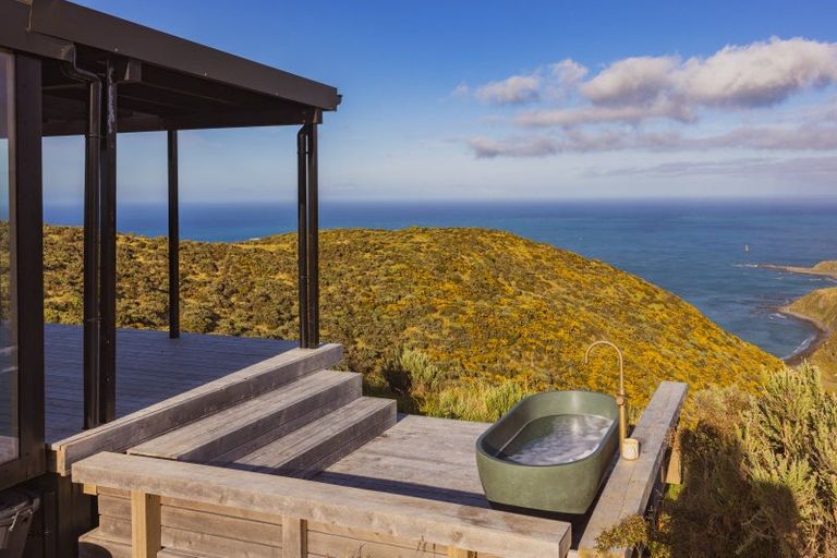 Photo of property in 74 Te Wai Komaru Way, Makara, Wellington, 6972