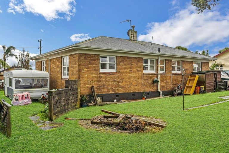Photo of property in 162 Princes Street West, Pukekohe, 2120