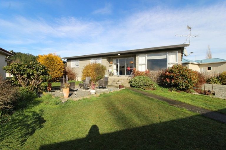 Photo of property in 10 Mccaughan Street, Browns, Winton, 9781