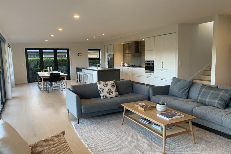 Photo of property in 32 Niger Street, Wanaka, 9305