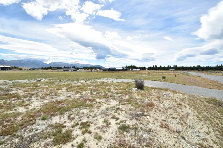 Photo of property in 8 Peak Drive, Twizel, 7901