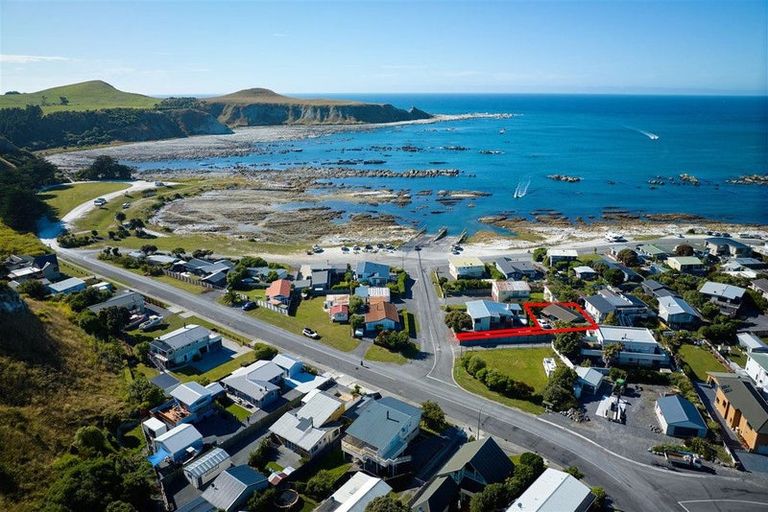 Photo of property in 2a Weka Road, South Bay, Kaikoura, 7300