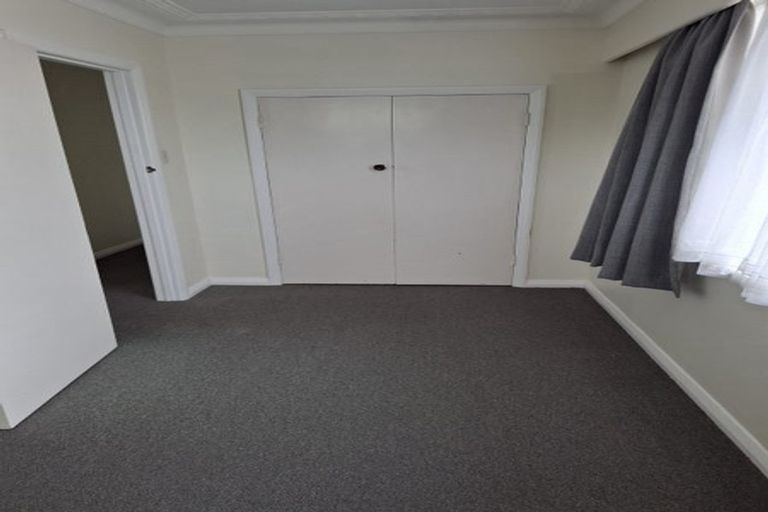 Photo of property in 7b Abel Tasman Avenue, Henderson, Auckland, 0610