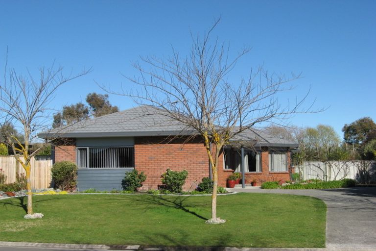 Photo of property in 12 Kingsgate Avenue, Havelock North, 4130
