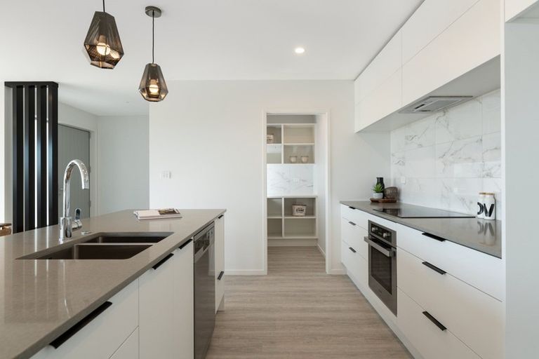 Photo of property in 7 Manotini Way, Pyes Pa, Tauranga, 3112