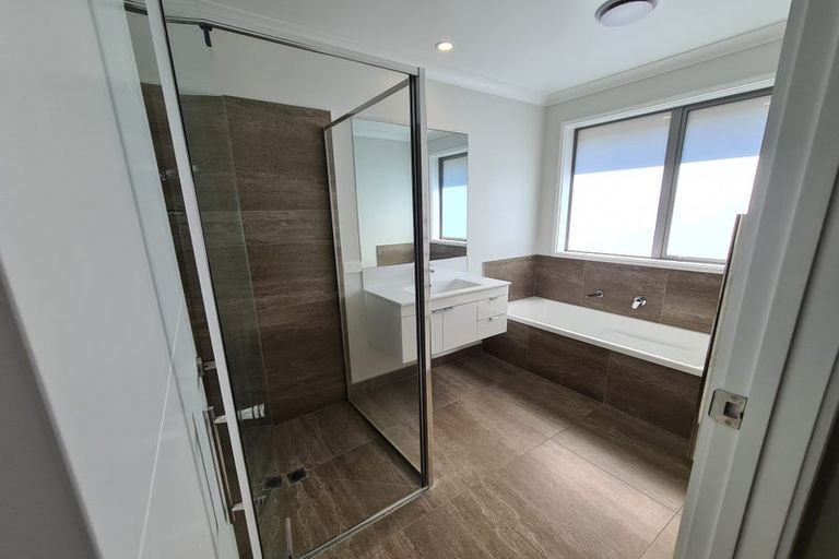 Photo of property in 61 Harding Drive, Papamoa Beach, Papamoa, 3118