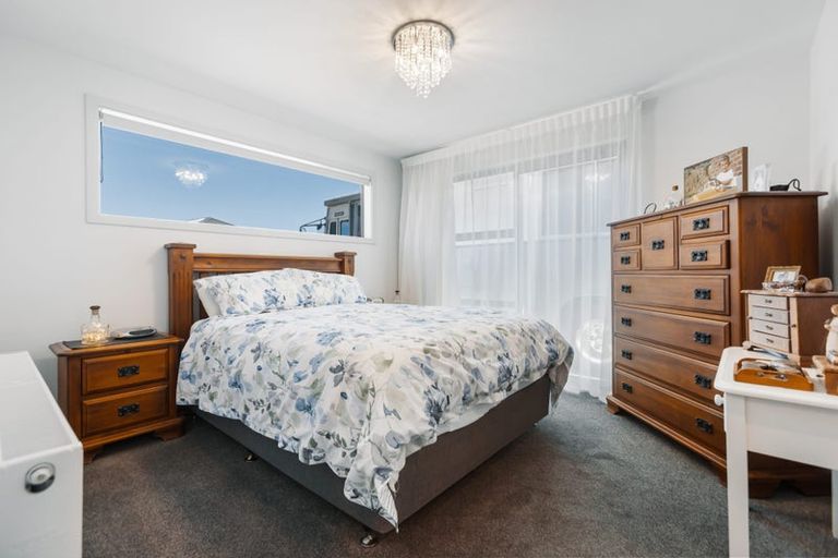 Photo of property in 17 Quigley Crescent, Cromwell, 9310