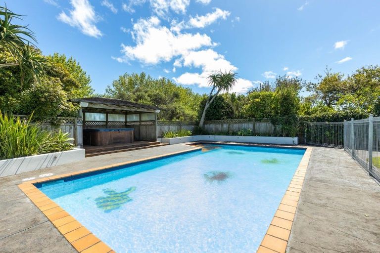 Photo of property in 202 Ngatimaru Road, Tikorangi, Waitara, 4383