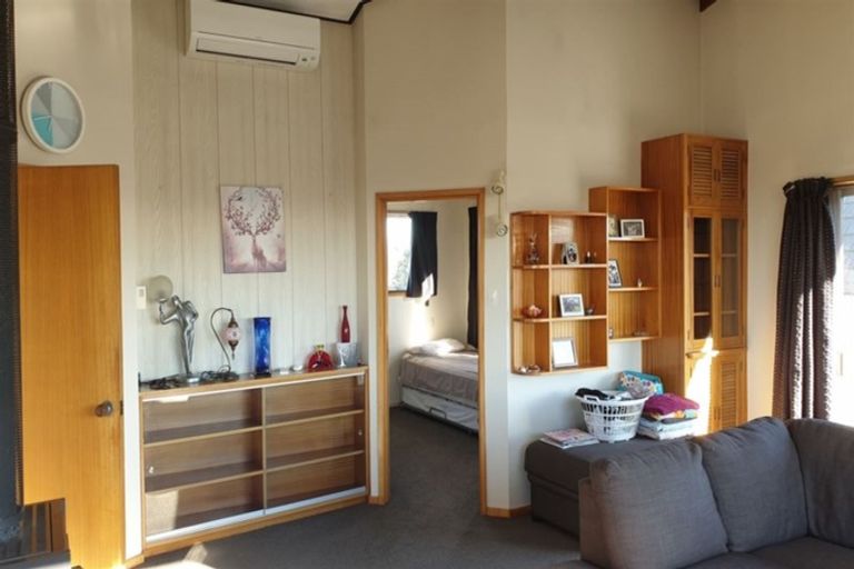 Photo of property in 3/6 Trafalgar Street, Maori Hill, Timaru, 7910