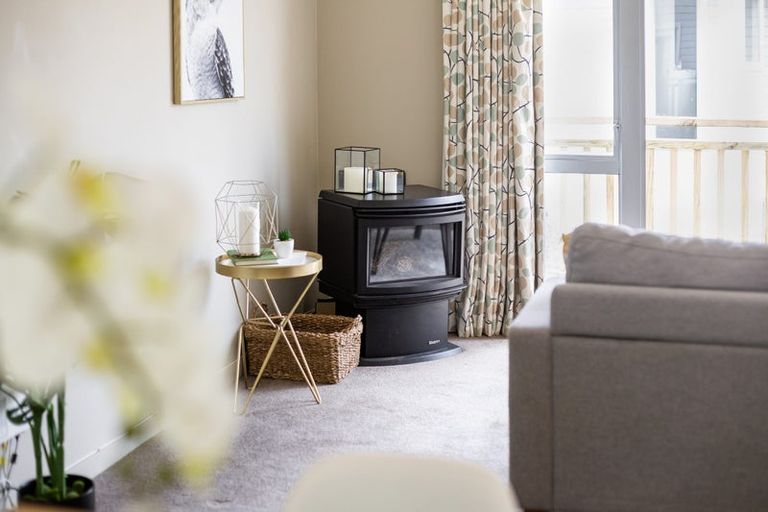 Photo of property in 58g Woodland Road, Johnsonville, Wellington, 6037