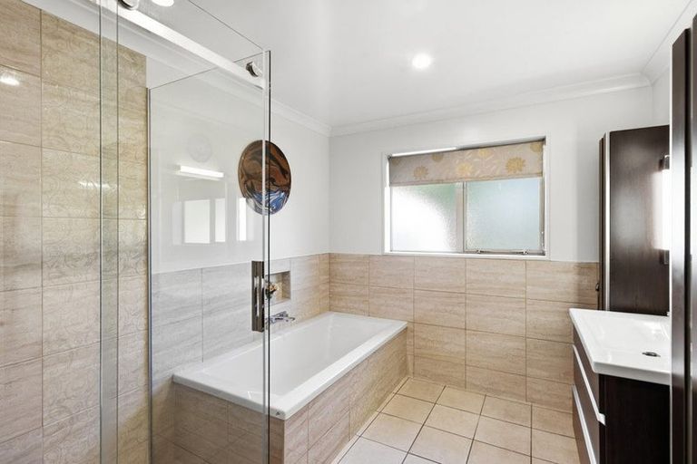 Photo of property in 10 Derby Close, Prebbleton, 7604