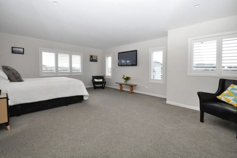 Photo of property in 41 Bayvista Drive, Karaka, Papakura, 2113