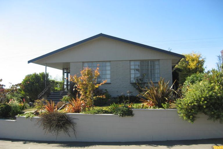 Photo of property in 16 Braemar Place, Marchwiel, Timaru, 7910