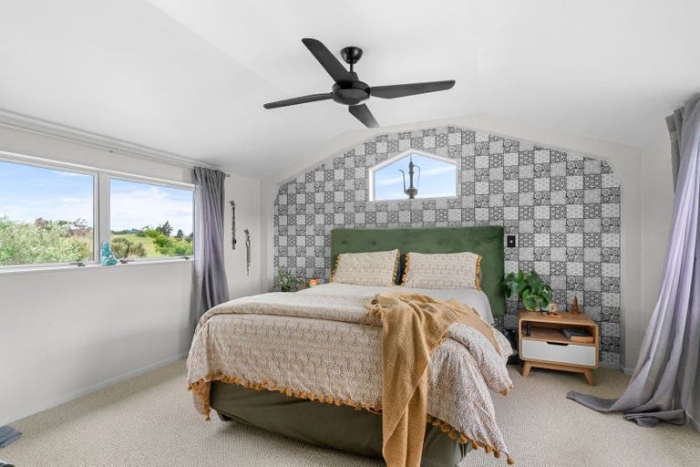 Photo of property in 215 Valley View Road, Otaika, Whangarei, 0170