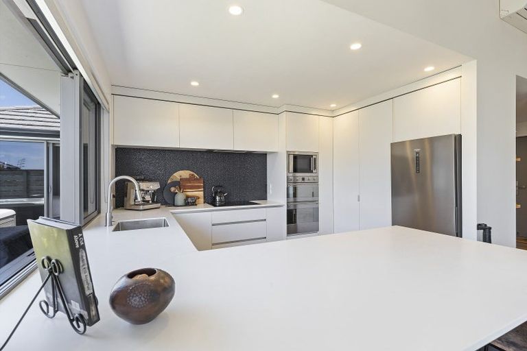 Photo of property in 22 Keene Drive, Bell Block, New Plymouth, 4312