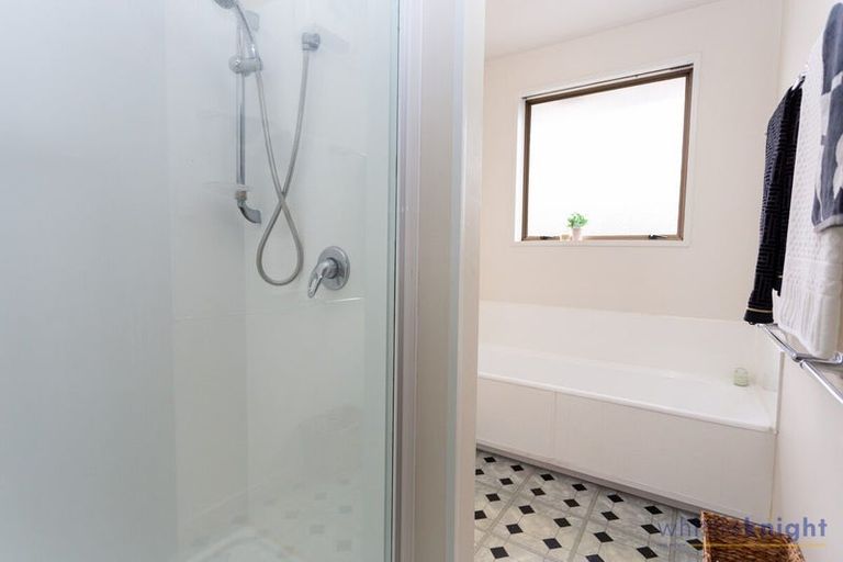 Photo of property in 22 Geraldo Place, Russley, Christchurch, 8042