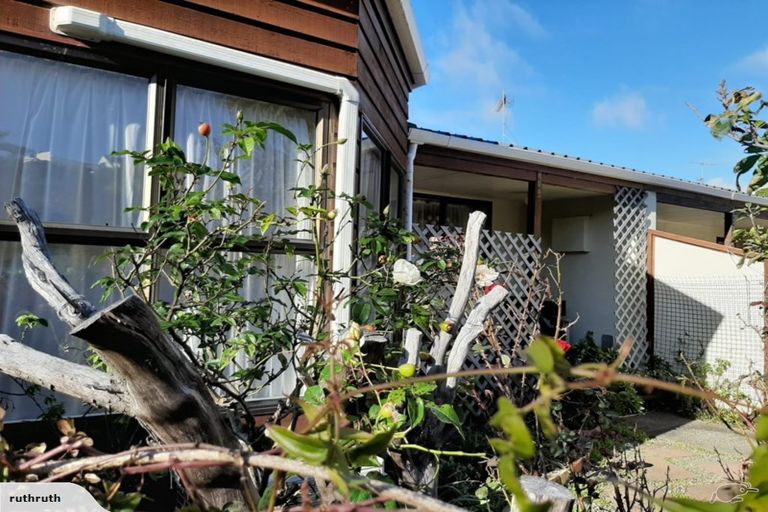 Photo of property in 7a School Road, Plimmerton, Porirua, 5026