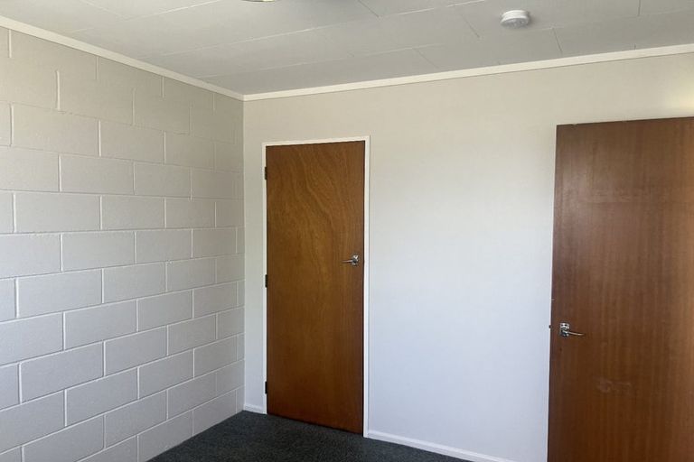 Photo of property in 18a Kings Drive, Levin, 5510