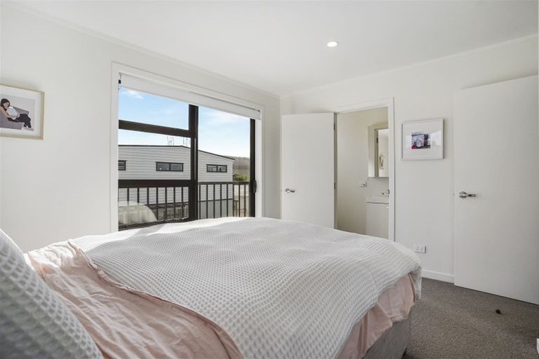 Photo of property in 1/31b Garelja Road, Henderson, Auckland, 0612