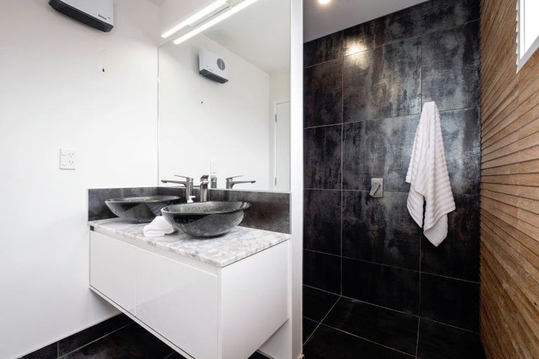 Photo of property in 19 Read Crescent, Clive, 4102