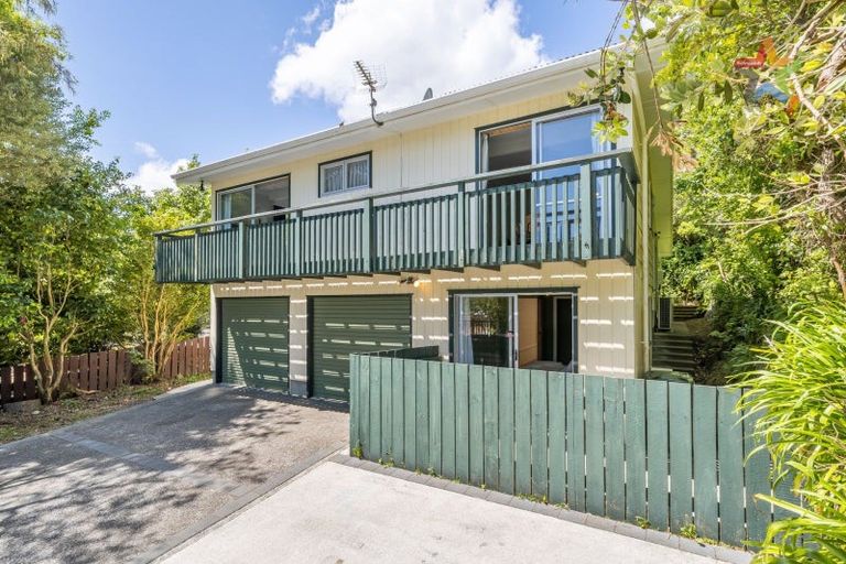 Photo of property in 7 Zeala Grove, Stokes Valley, Lower Hutt, 5019