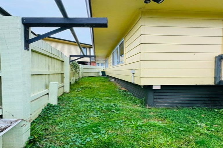 Photo of property in 19 Walmsley Road, Mangere, Auckland, 2022