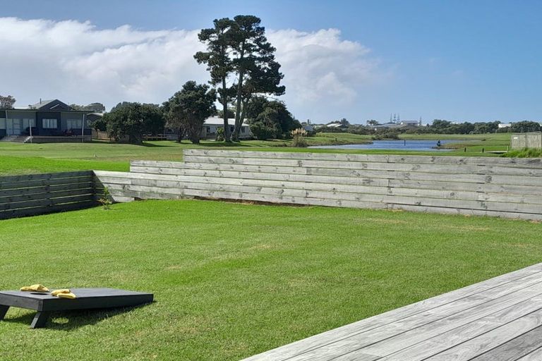 Photo of property in 143 Ngaio Drive, Matarangi, Whitianga, 3592
