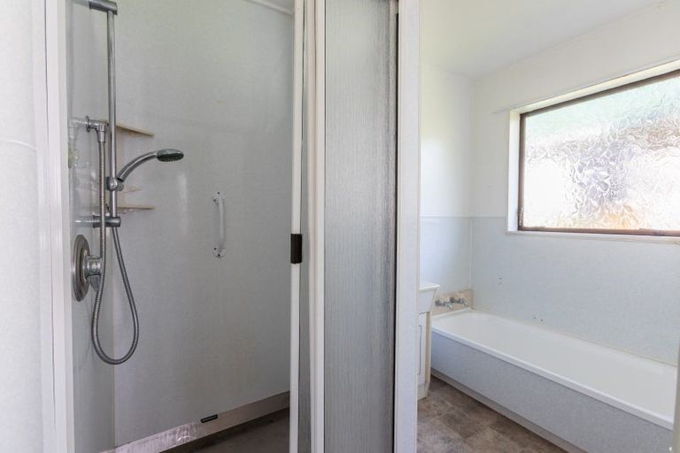 Photo of property in 28b Pollen Street, Woodville, 4920