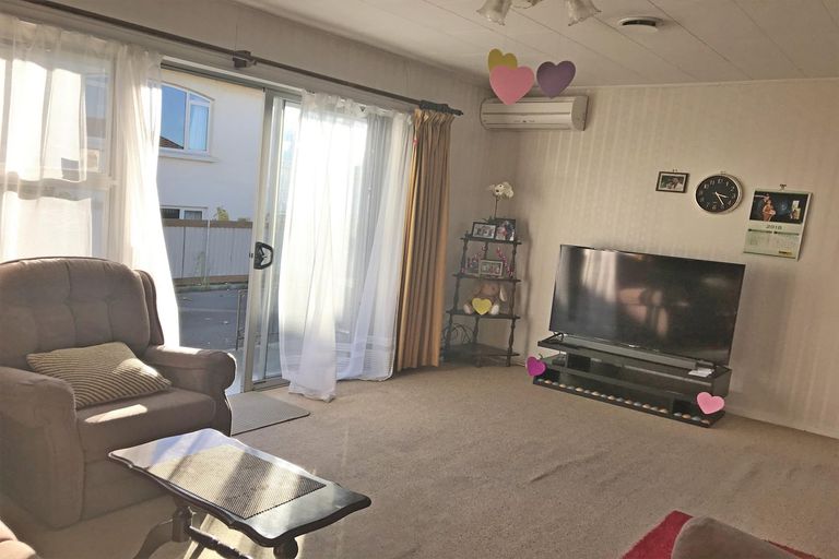 Photo of property in 2/6 Trafalgar Street, Maori Hill, Timaru, 7910