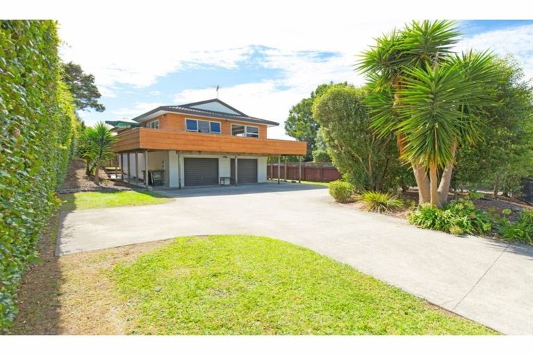 Photo of property in 650a Whangaparaoa Road, Stanmore Bay, Whangaparaoa, 0932