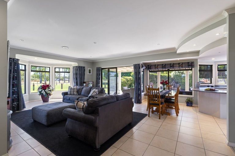 Photo of property in 456 Stoney Creek Road, Kelvin Grove, Palmerston North, 4470